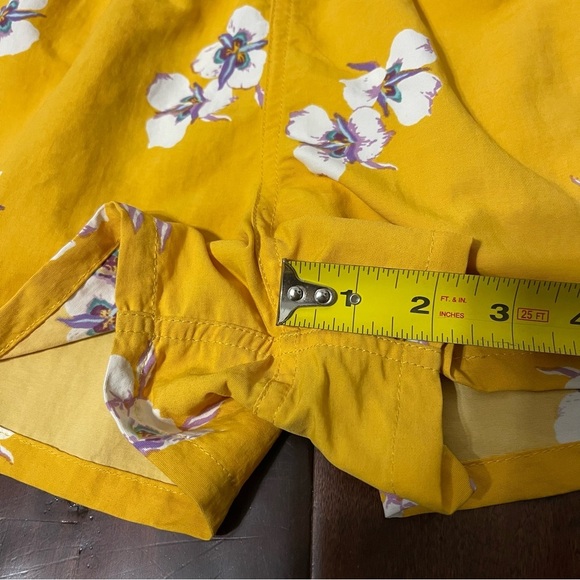 Patagonia Barely Baggies Shorts Women’s Small Yellow Floral Nylon Pockets 2” - Picture 7 of 8